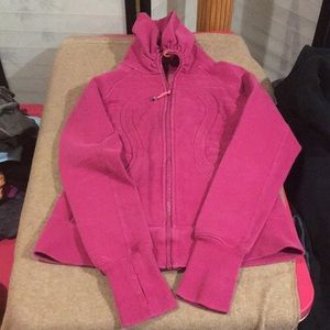 Pink mock hood Lululemon scuba jacket size 6